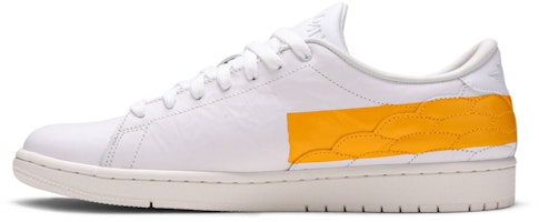 Air Jordan 1 Centre Court 'University Gold' Pria Wanita Sepatu Sneakers DJ2756-102 Lookbook Air Jordan 1 Centre Court 'University Gold' Pria Wanita Sepatu Sneakers DJ2756-102