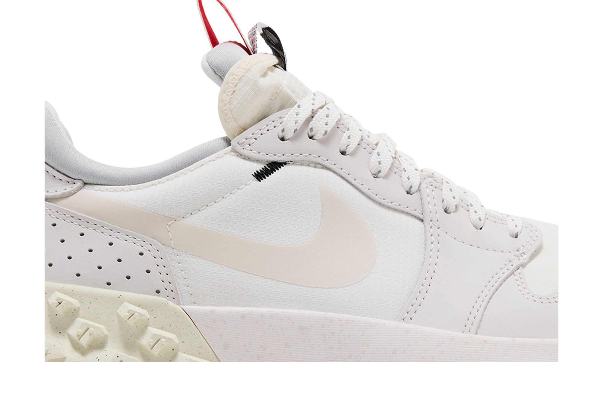 Lookbook Air Jordan 1 Element Low A/T Phantom Sail para Hombre. FV4227-003