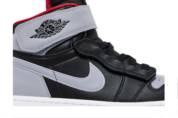 Air Jordan 1 High FlyEase 'Black Cement' Sepatu Sneaker Pria/ Wanita CQ3835-010 Order Air Jordan 1 High FlyEase 'Black Cement' Sepatu Sneaker Pria/ Wanita CQ3835-010