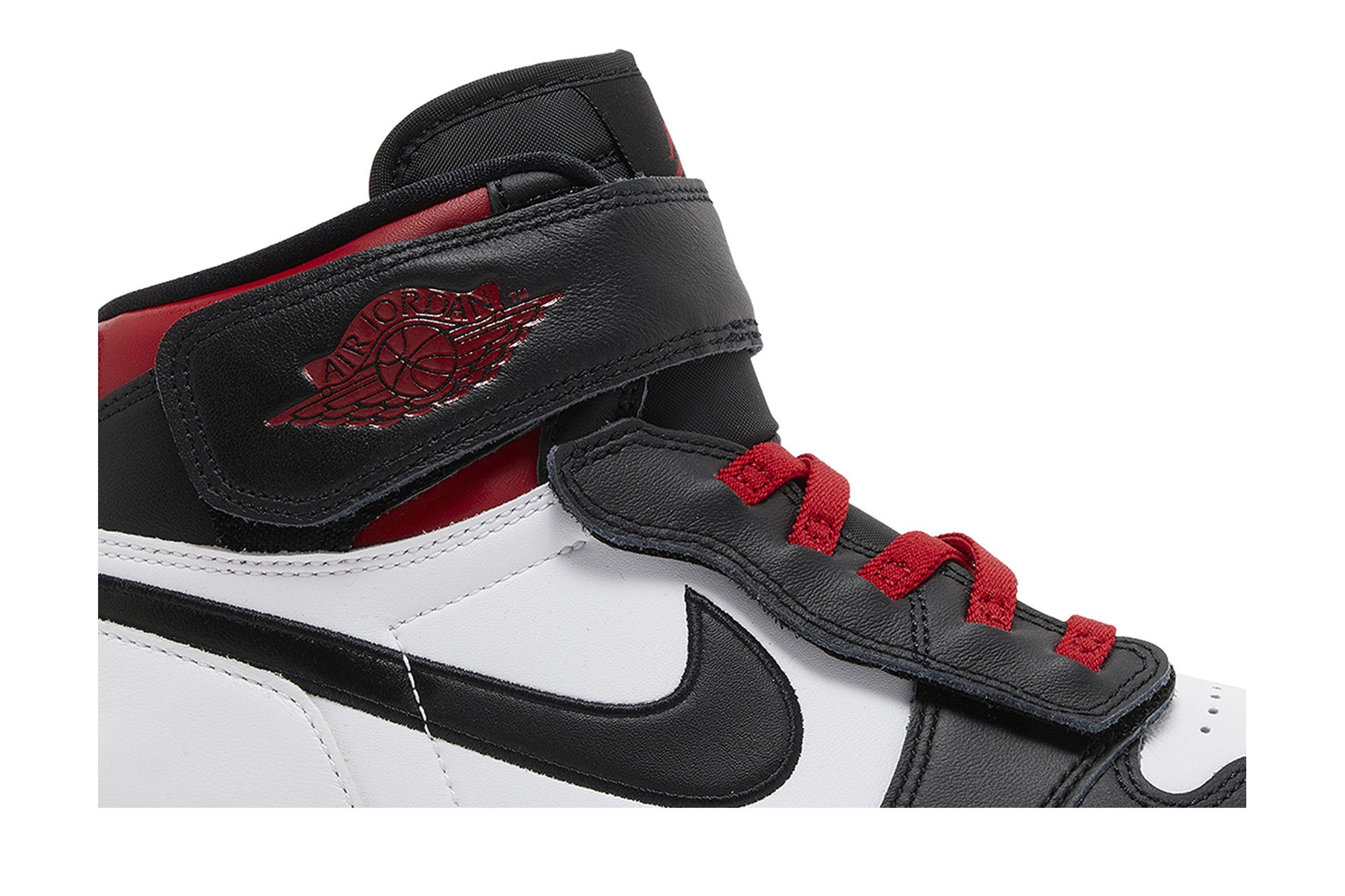 Lookbook Air Jordan 1 High FlyEase ''Gym Red Black Toe'' Schwarz Rot CQ3835-106