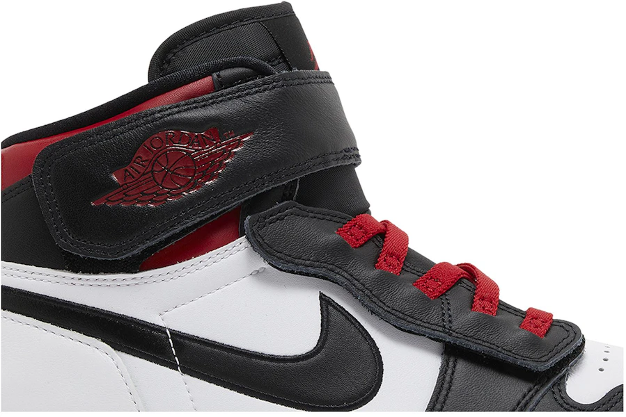 Air Jordan 1 High FlyEase ''Gym Red Black Toe'' Schwarz Rot CQ3835-106 Lookbook Air Jordan 1 High FlyEase ''Gym Red Black Toe'' Schwarz Rot CQ3835-106