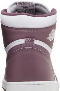 Air Jordan 1 High OG '淺紫' DZ5485-105 Sizing Air Jordan 1 High OG '淺紫' DZ5485-105