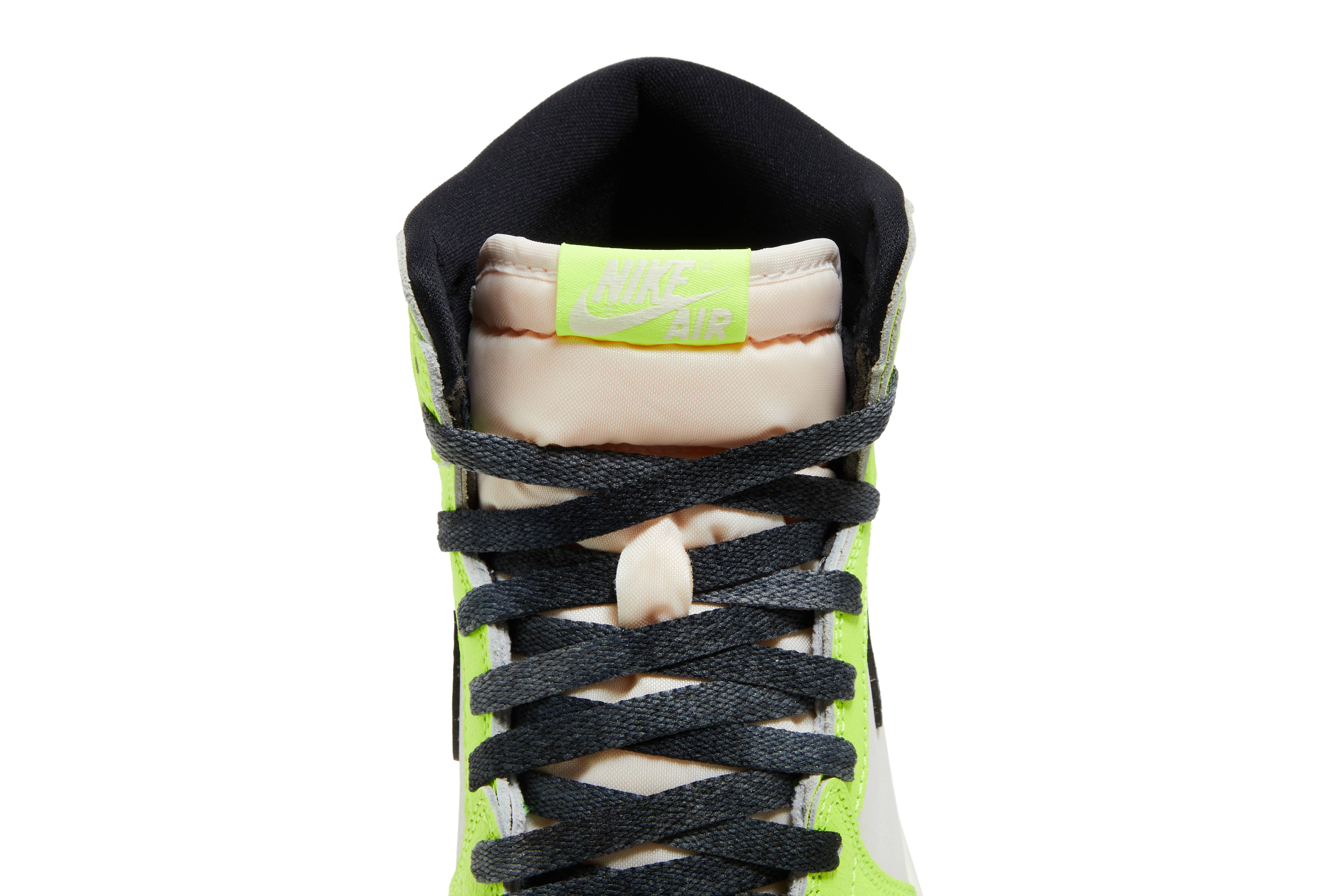 Air Jordan 1 High OG Volt 555088-702 Nicesnk