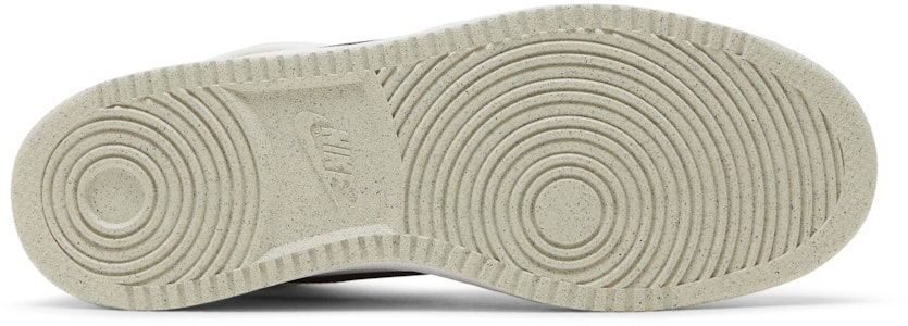 에어 조던 1 KO '그레이 포그' DO5047-100 Shop 에어 조던 1 KO '그레이 포그' DO5047-100