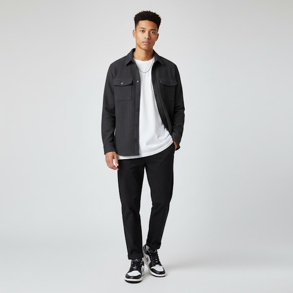 Air Jordan 1 Low 'Hitam Kelabu Sederhana' 553558-040 Lookbook Air Jordan 1 Low 'Hitam Kelabu Sederhana' 553558-040