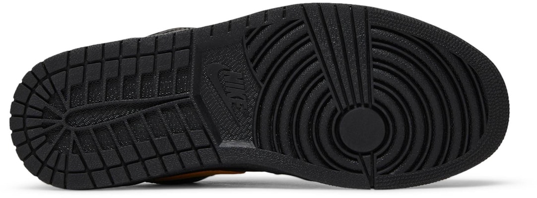 Air Jordan 1 Low 'Negro Oro Universitario'. 553558-071 Shop Air Jordan 1 Low 'Negro Oro Universitario'. 553558-071