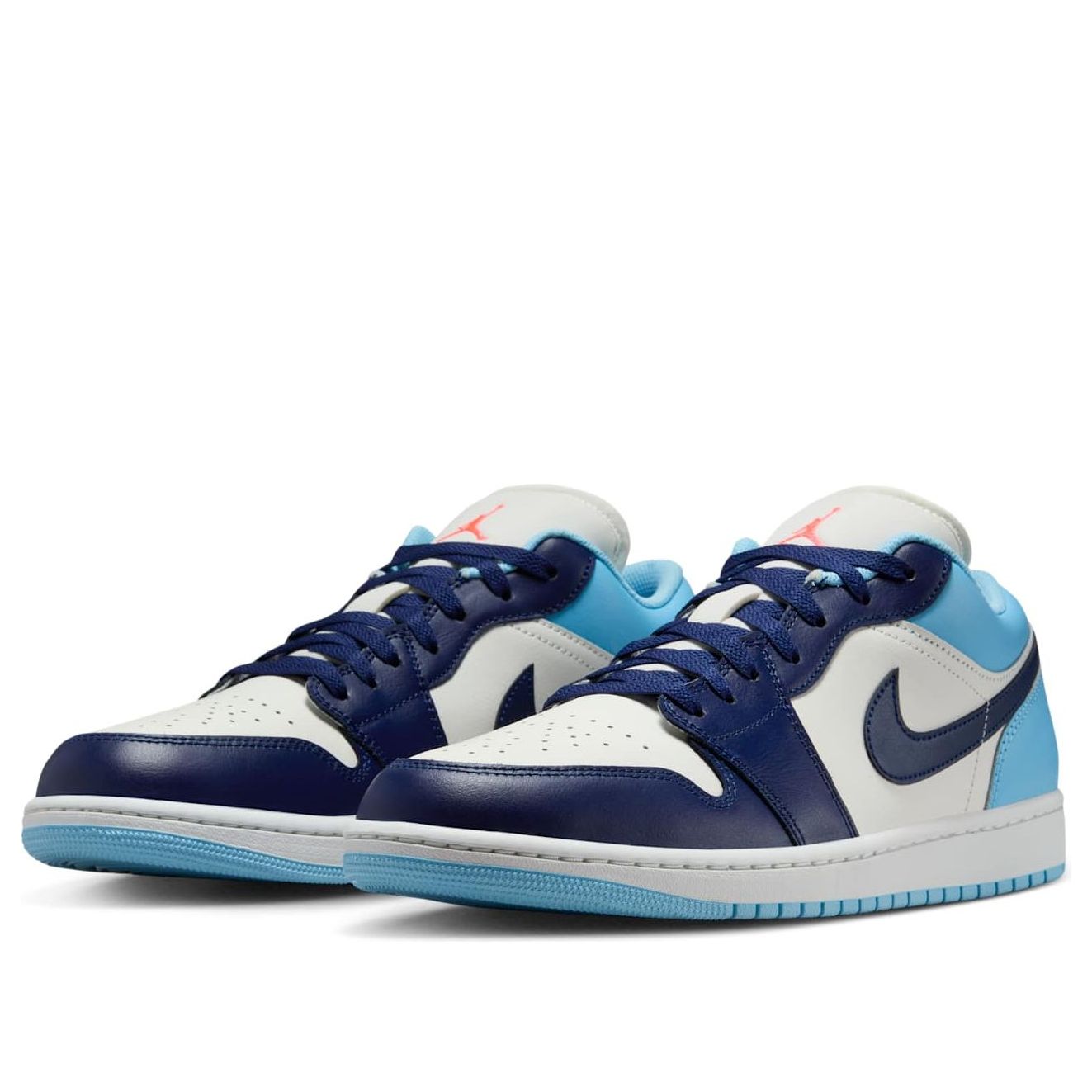 Shop エアジョーダン1 ロー 'ブルーチル' 553558-149