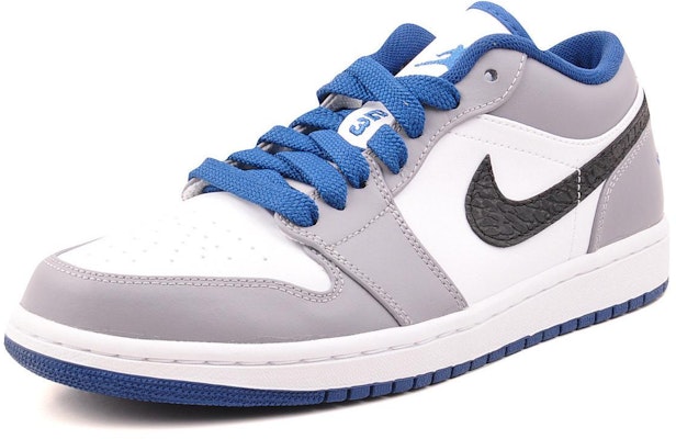 Air Jordan 1 Low '水泥真蓝' 553558-103 Lookbook Air Jordan 1 Low '水泥真蓝' 553558-103