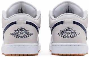 Sizing Air Jordan 1 Low 'Georgetown' 553558-146