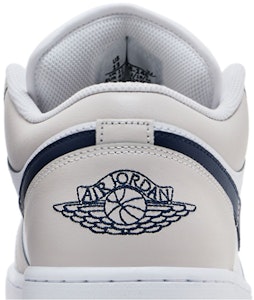Air Jordan 1 Low 午夜海军蓝中性色灰色 553558-146 1