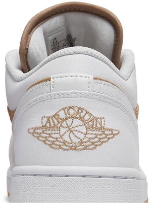 Air Jordan 1 Low 'Hemp Putih' DN6999-100 Sizing Air Jordan 1 Low 'Hemp Putih' DN6999-100
