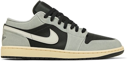 Air Jordan 1 Low 'Light Smoke Grey' HQ2010-012 Air Jordan 1 Low 'Light Smoke Grey' HQ2010-012