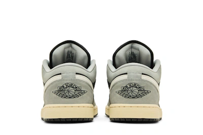 Air Jordan 1 Low 'Light Smoke Grey'
