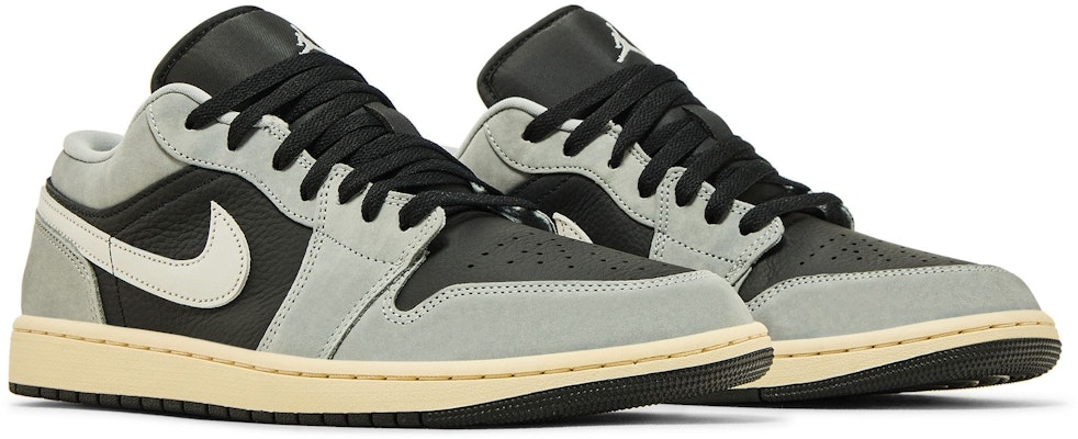 Air Jordan 1 Low ''Light Smoke Grey'' Lelaki Kelabu Terang. HQ2010-012 1
