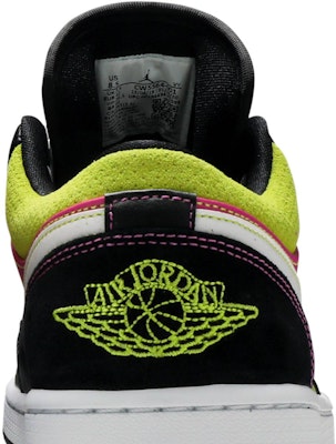 Air Jordan 1 Low 'Cat Air Spray Paint' CW5564-001 Sizing Air Jordan 1 Low 'Cat Air Spray Paint' CW5564-001