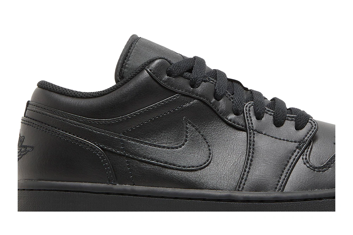 Air Jordan 1 Low 'Triple Black' 2022