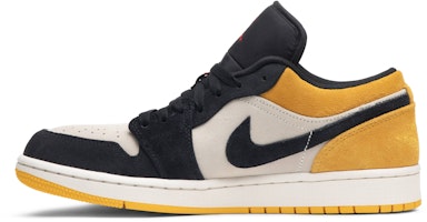 Air Jordan 1 Low 「大学金」 553558-127 Lookbook Air Jordan 1 Low 「大学金」 553558-127
