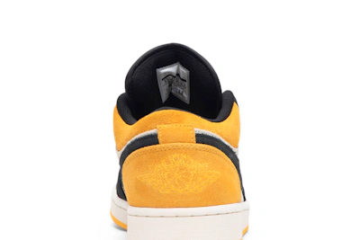 Air Jordan 1 Low 'University Gold' 553558-127