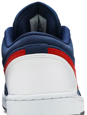 Air Jordan 1 Low 'USA' CZ8454-400 Sizing Air Jordan 1 Low 'USA' CZ8454-400