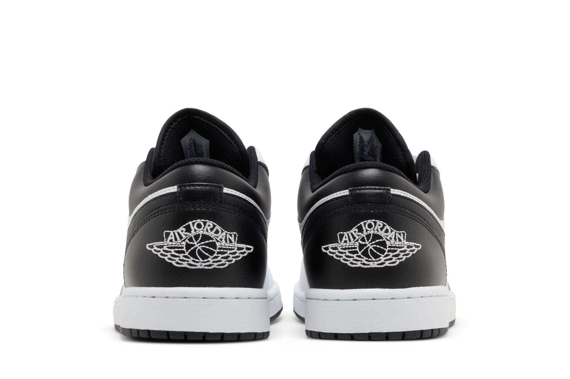 Sizing Air Jordan 1 低帮 '白黑配色' 553558-132