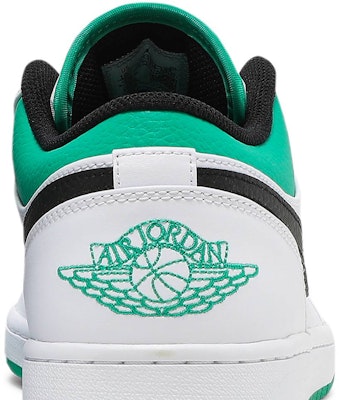 Air Jordan 1 Low 'Blanco Lucky Green' 553558-129 Sizing Air Jordan 1 Low 'Blanco Lucky Green' 553558-129
