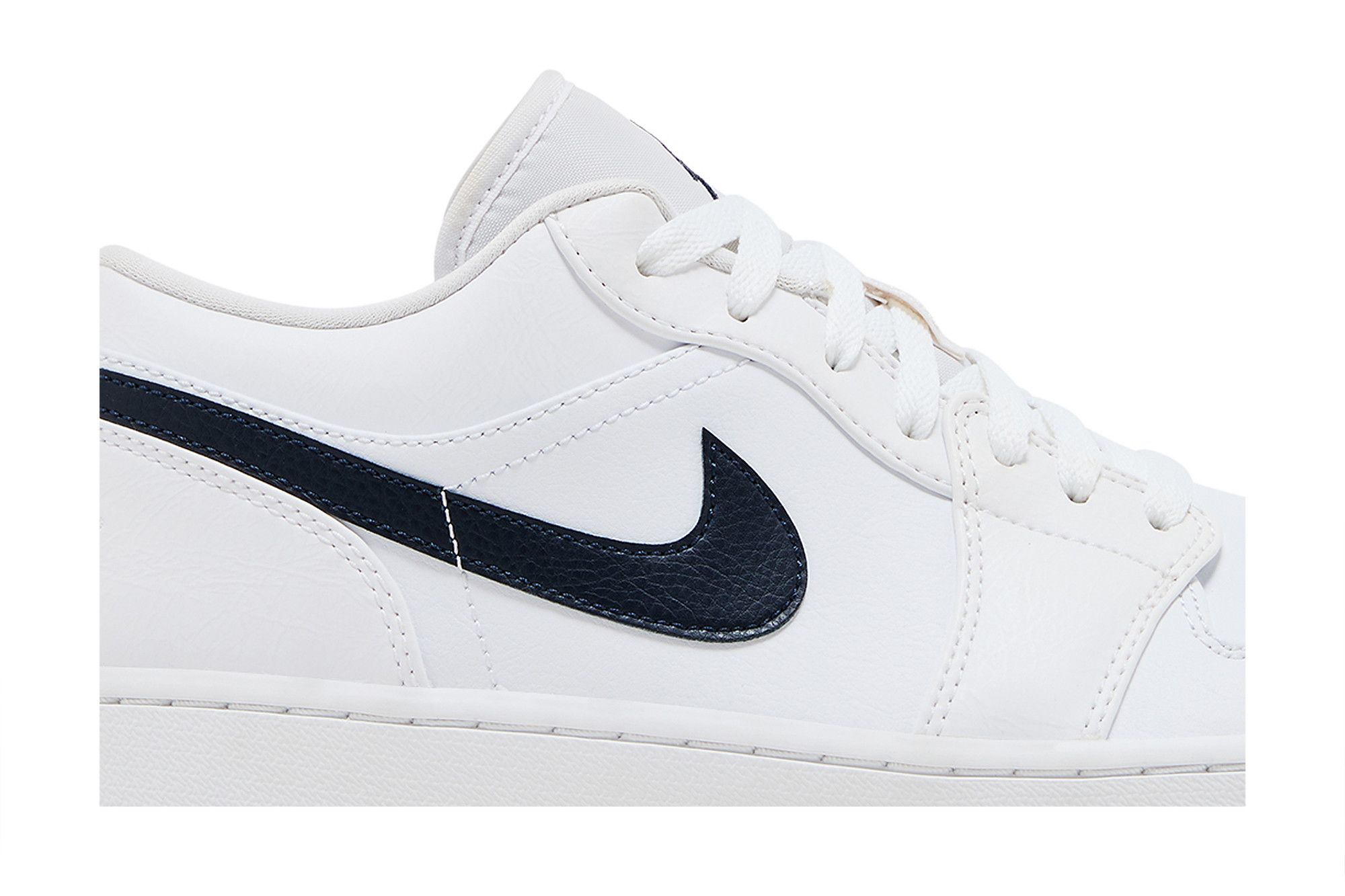 Order Air Jordan 1 Low 'Putih Obsidian' 553558-114