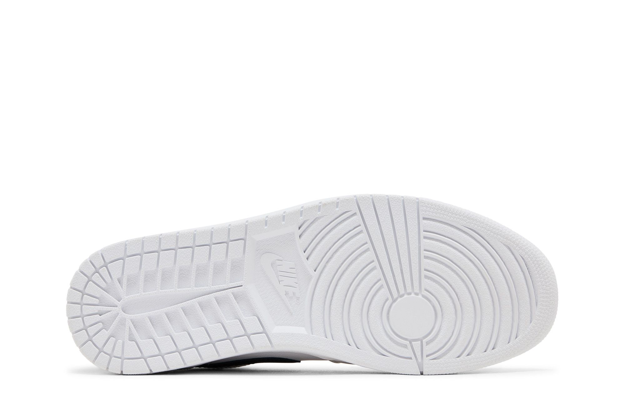 Shop Air Jordan 1 Low 'Putih Obsidian' 553558-114