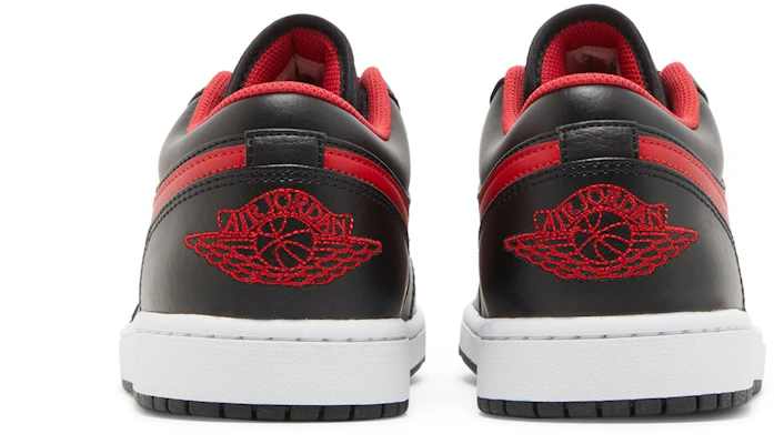 Air Jordan 1 Low 'White Toe' Putih Hitam 553558-063 Details for Air Jordan 1 Low 'White Toe' Putih Hitam 553558-063