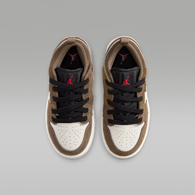 Shop Air Jordan 1 Low ALT 棕榈幻影米白黑 配色 DR9748-200