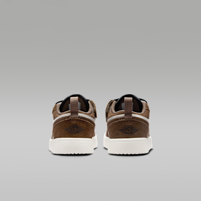 Details for Air Jordan 1 Low ALT 棕榈幻影米白黑 配色 DR9748-200