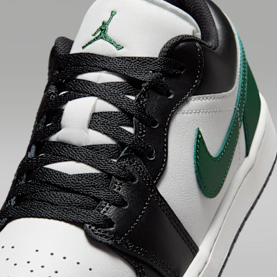 Air Jordan 1 Low Black/Gorge Green/Summit White 553558-047 Sizing Air Jordan 1 Low Black/Gorge Green/Summit White 553558-047