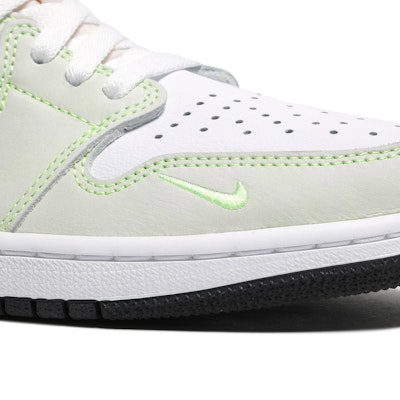 Air Jordan 1 Low OG 'Ghost Green' DM7837-103 1