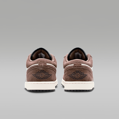 Details for Air Jordan 1 Low 栗色/幻影白/奶油白/黑 553558-200