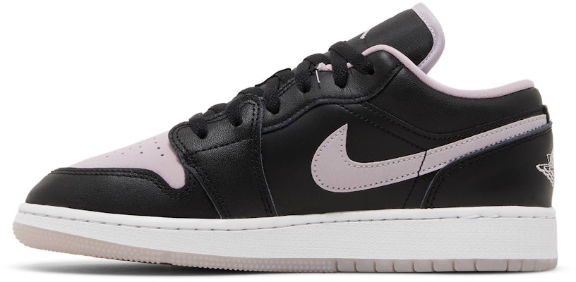 (Grade School) Air Jordan 1 Low SE 'Black Iced Lilac' DV1333-051 Lookbook (Grade School) Air Jordan 1 Low SE 'Black Iced Lilac' DV1333-051