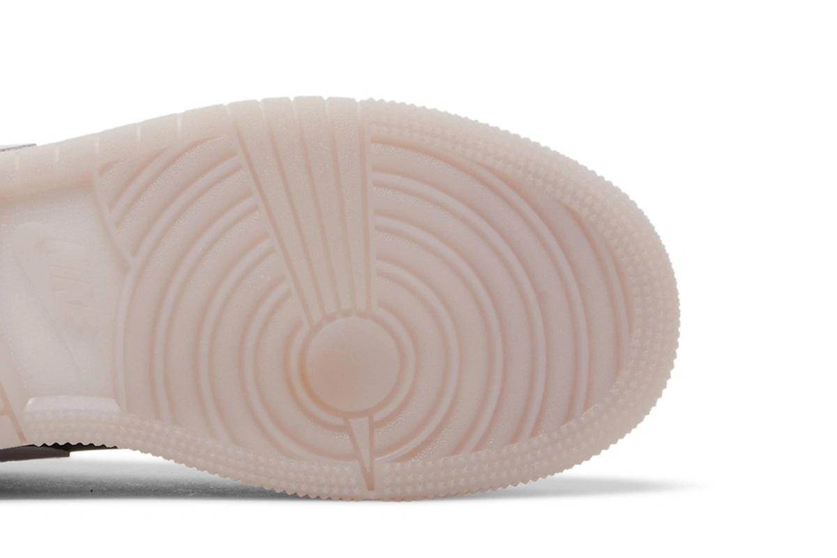 (Grade School) Air Jordan 1 Low SE 'Black Iced Lilac' DV1333-051