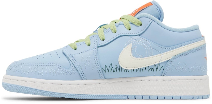 (Grade School) Air Jordan 1 Low SE 'Blue Stitch' DO8227-400 Lookbook (Grade School) Air Jordan 1 Low SE 'Blue Stitch' DO8227-400