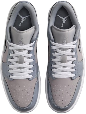 Air Jordan 1 Low SE 'Patent Cool Grey' Lelaki Kelabu Batu Bata HF3148-011 Lookbook Air Jordan 1 Low SE 'Patent Cool Grey' Lelaki Kelabu Batu Bata HF3148-011