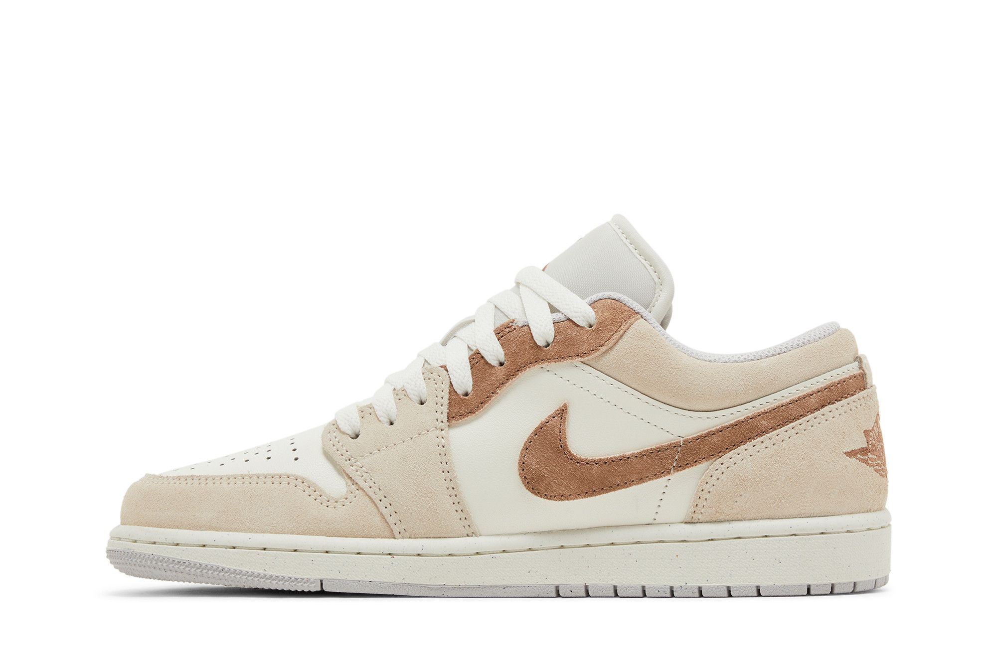 Lookbook Air Jordan 1 低筒 SE '帆白考古棕' HF1567-200