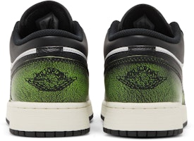 (小学) Air Jordan 1 Low SE '磨损-电光绿' DO8244-003 Details for (小学) Air Jordan 1 Low SE '磨损-电光绿' DO8244-003