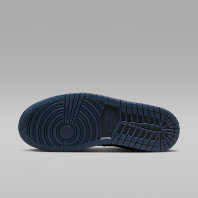 Order Air Jordan 1 Low SE 黑色/龙红/黑色 IQ3460-010