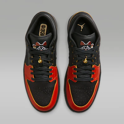 Air Jordan 1 Low SE 黑色/龙红/黑色 IQ3460-010 Shop Air Jordan 1 Low SE 黑色/龙红/黑色 IQ3460-010