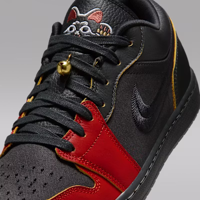 Air Jordan 1 Low SE 黑色/龙红/黑色 IQ3460-010 Sizing Air Jordan 1 Low SE 黑色/龙红/黑色 IQ3460-010