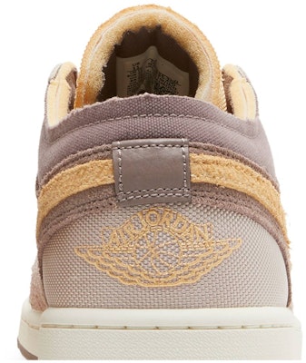 Air Jordan 1 Low SE Craft 'Taupe Haze' DN1635-200 Sizing Air Jordan 1 Low SE Craft 'Taupe Haze' DN1635-200