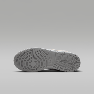 Order Air Jordan 1 Low SE 白色/珍珠灰/浅烟灰 IO2060-100