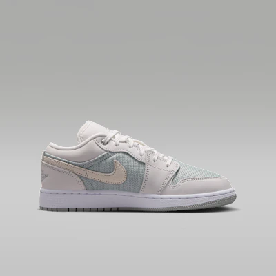 Air Jordan 1 Low SE 白色/珍珠灰/浅烟灰 IO2060-100 Lookbook Air Jordan 1 Low SE 白色/珍珠灰/浅烟灰 IO2060-100