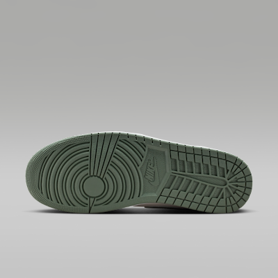Order Air Jordan 1 Low 复古苔藓白橄榄绿 553558-300
