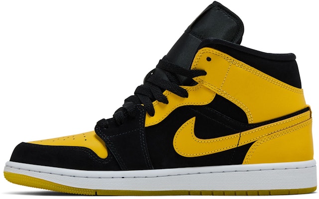 Air Jordan 1 Mid 2025 'Cinta Baru' HJ6654-071 Lookbook Air Jordan 1 Mid 2025 'Cinta Baru' HJ6654-071