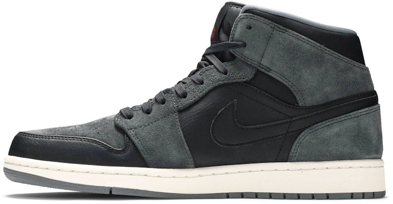 Air Jordan 1 Mid「煙煤灰」2014 554724-018 Lookbook Air Jordan 1 Mid「煙煤灰」2014 554724-018