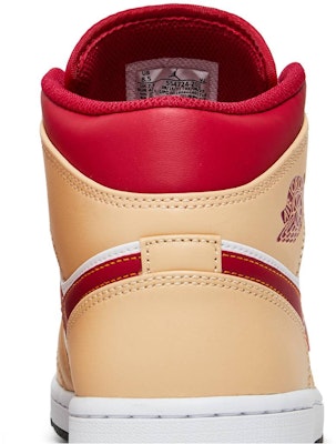 Air Jordan 1 Mid 'Beige Merah' 554724-201 Sizing Air Jordan 1 Mid 'Beige Merah' 554724-201