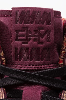 Air Jordan 1 Mid 'BHM' Edisi Terbatas untuk Peringatan Hari Sejarah Hitam 647561-605 Lookbook Air Jordan 1 Mid 'BHM' Edisi Terbatas untuk Peringatan Hari Sejarah Hitam 647561-605